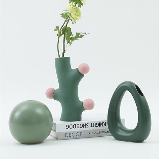Creative Green Vase - Ceramic - Extraordinary Design