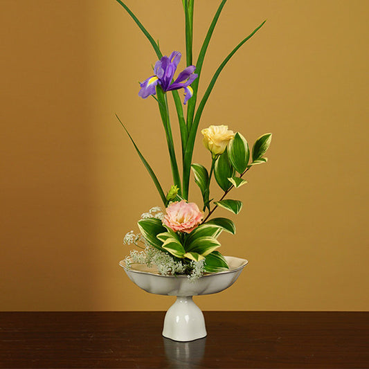 Fruit Bowl-Inspired Vase - Elegant Display - Unique Floristry